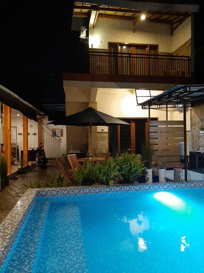 Homestay Indah Nusantara *